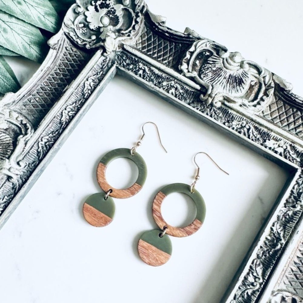 2/$30🌵 Olive Green Acrylic & Wood Circle Earrings Bohemian Boho  Jewelry Gift